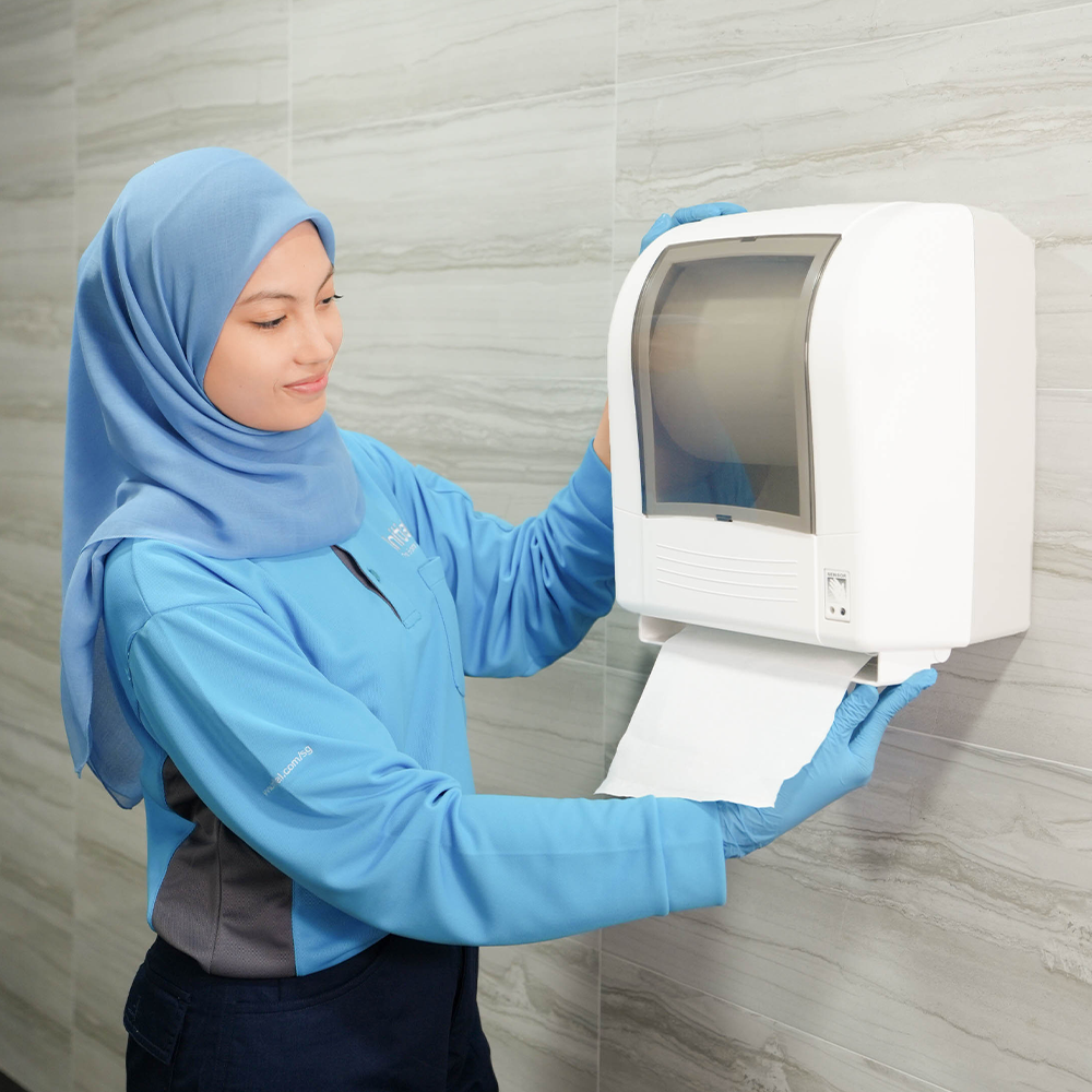 Compact Touchless Paper Towel Dispenser